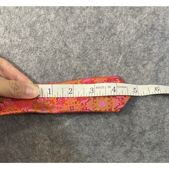 Robert Talbots Tie Mens Red Geometric Bold Best Class Holiday - Picture 10 of 10